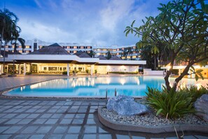 Exterior - The Imperial Hotel and Convention Centre Phitsanulok (Phitsanulok)