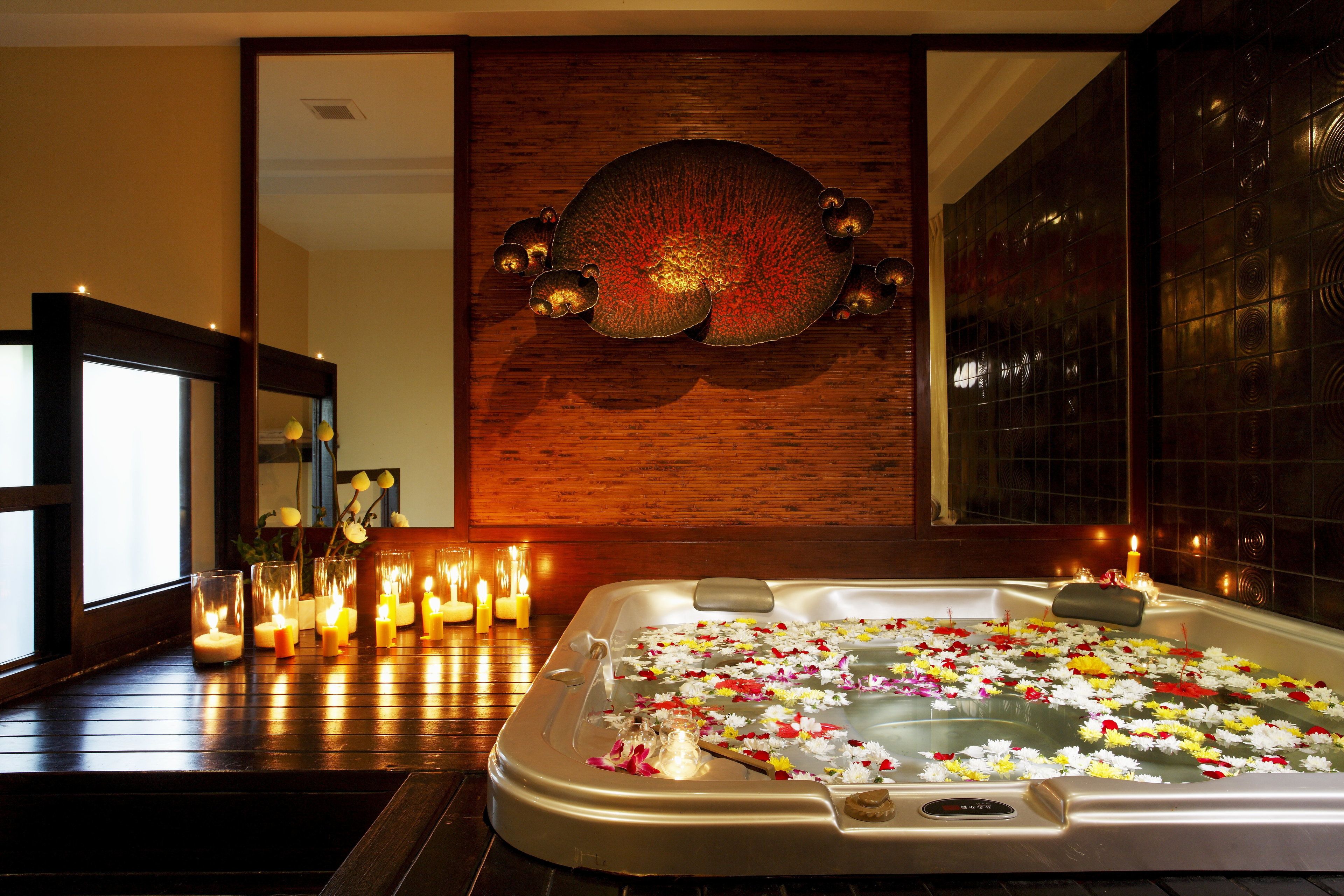 couples treatment room(s), sauna, hot tub, body treatments, aromatherapy