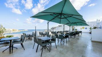 Indoor pool, seasonal outdoor pool, pool umbrellas, sun loungers