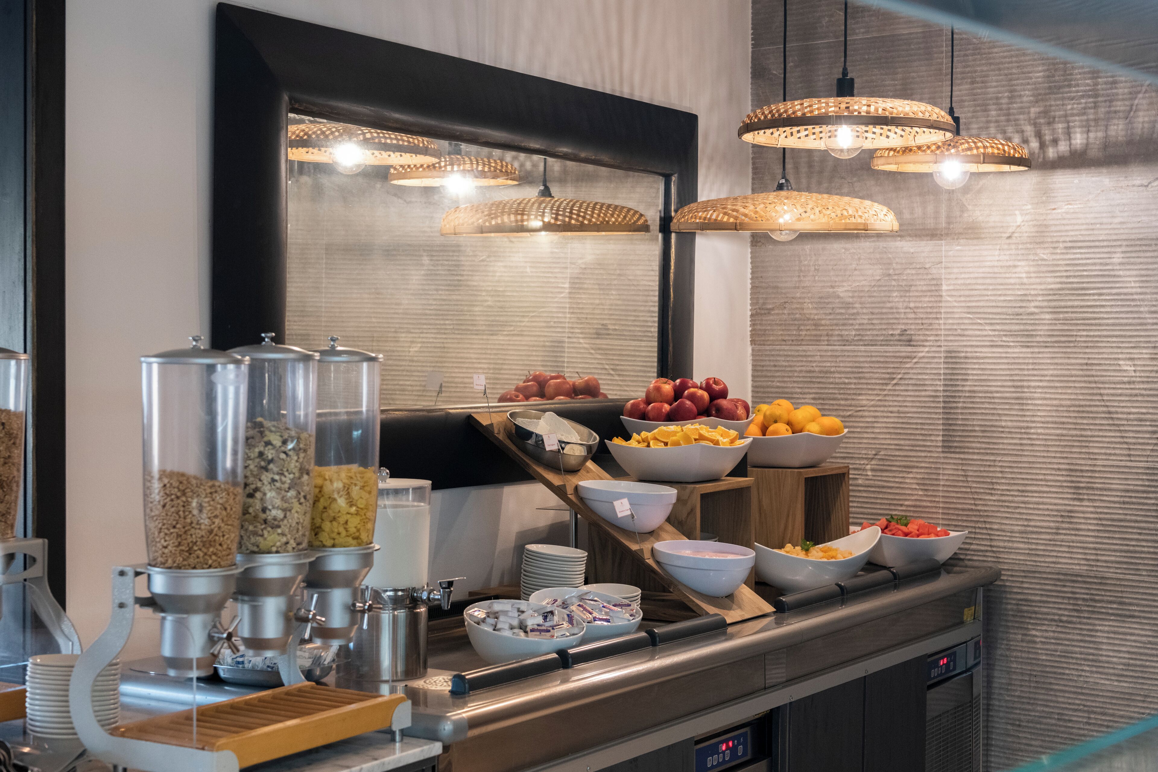 Breakfast, lunch and dinner served