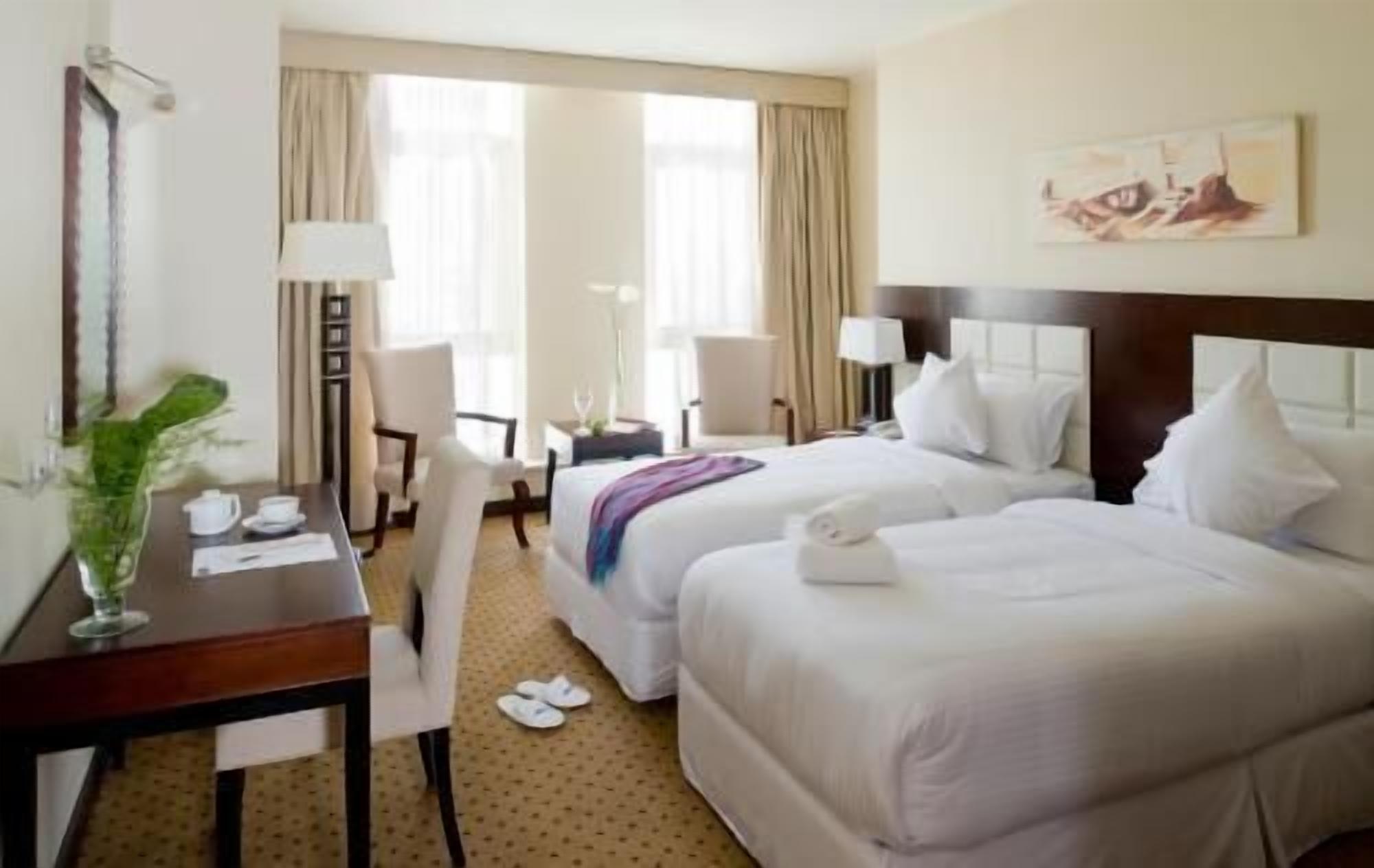 1 bedroom, Egyptian cotton sheets, premium bedding, Select Comfort beds