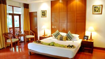 Superior Garden Bungalow | 1 bedroom, minibar, in-room safe