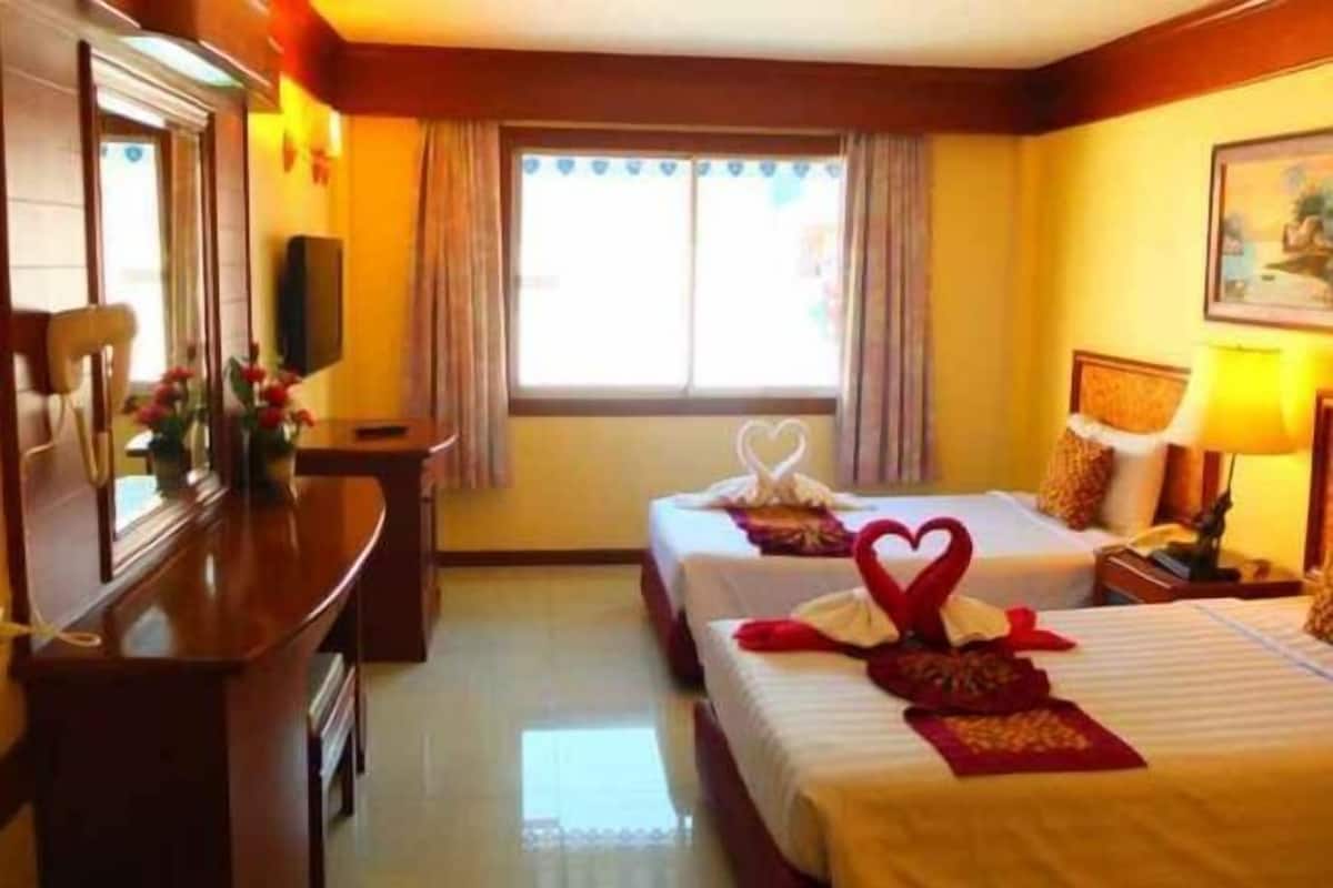 In-room safe, desk, soundproofing, free cots/infant beds