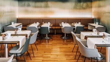 Daily buffet breakfast (EUR 19 per person)