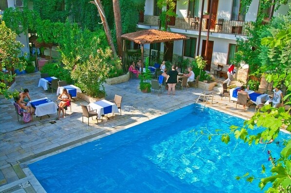 Piscine extérieure