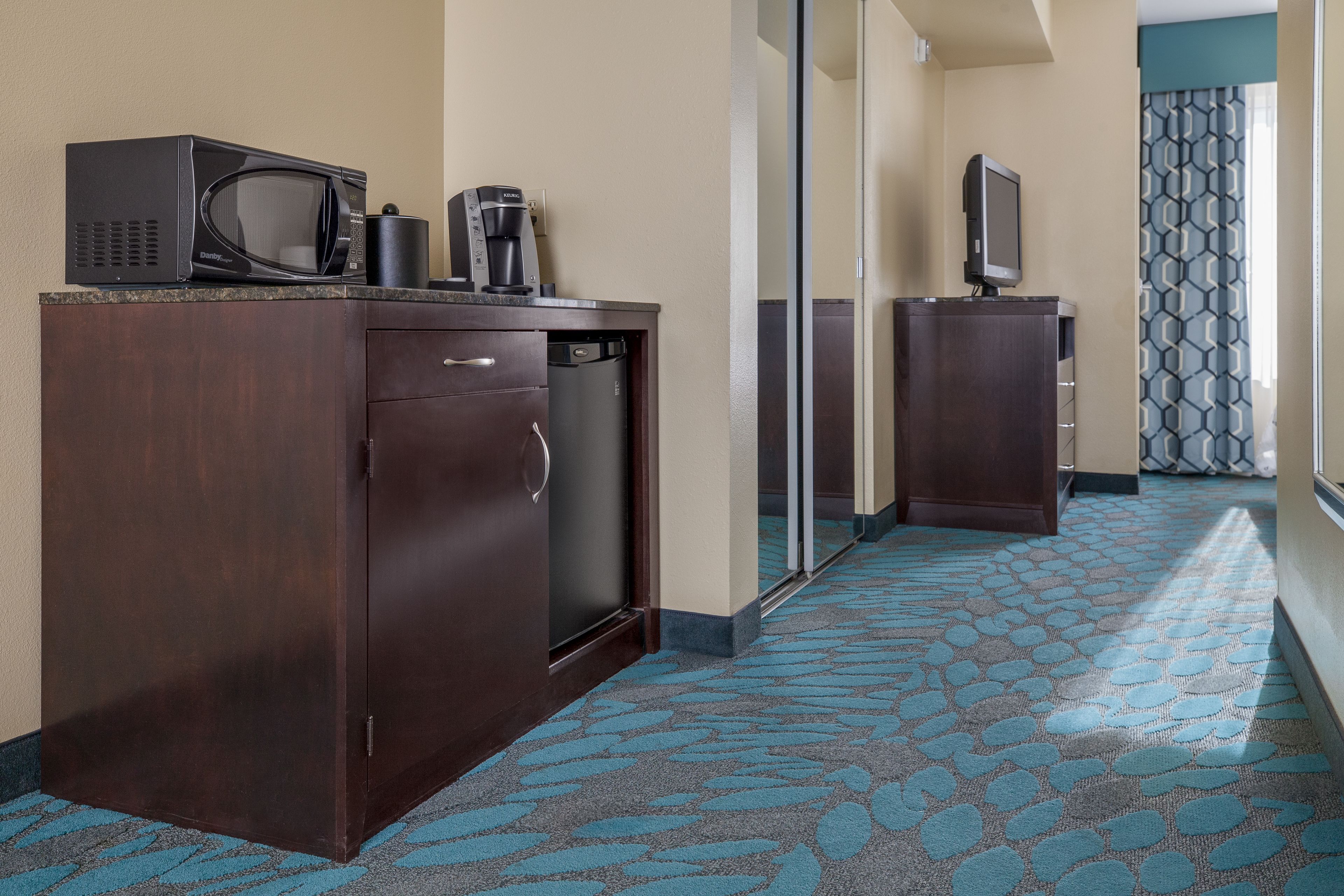 1 bedroom, egyptian cotton sheets, premium bedding, in-room safe