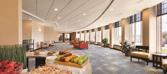 Hilton Garden Inn Fargo