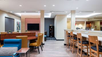 Free continental breakfast