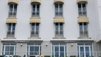 Façade de lâhĂ©bergement