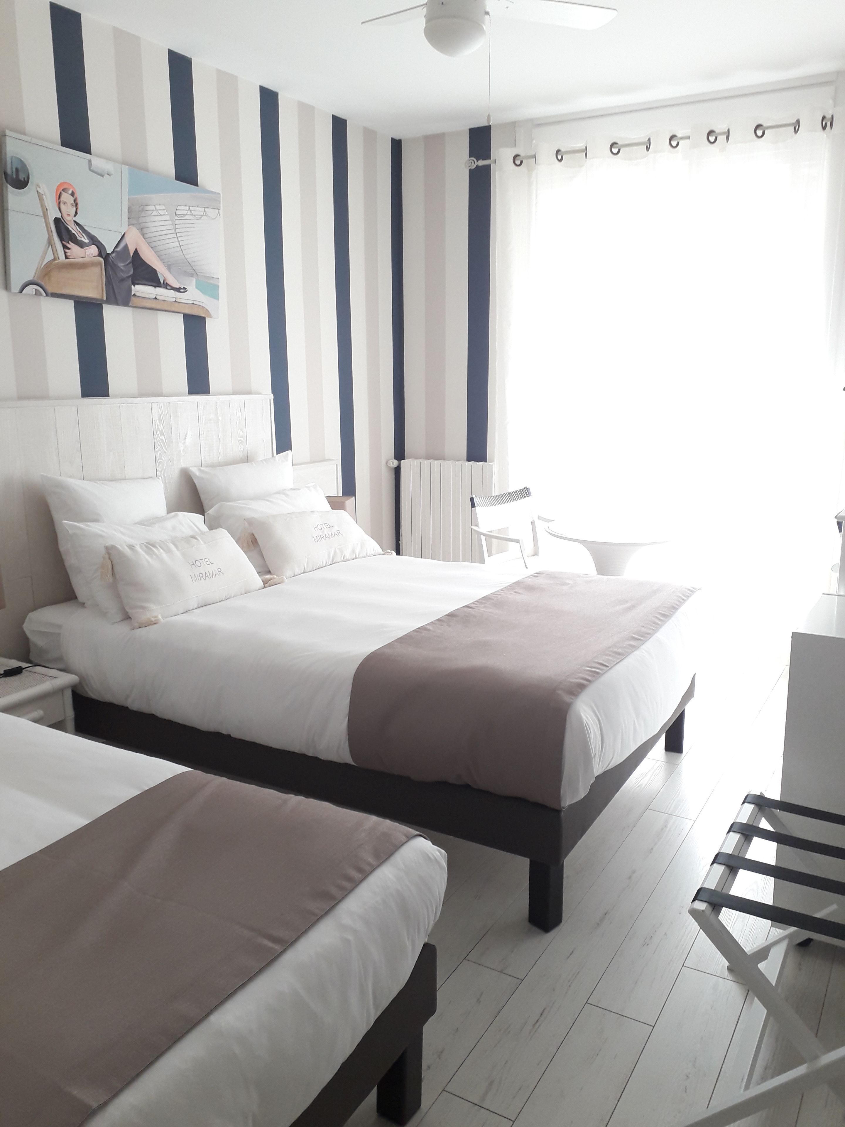 triple room, sea facing | premium bedding, in-room safe, desk, cots/infant beds