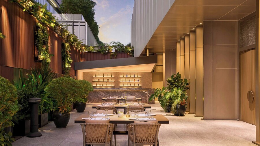 JW Marriott Hotel & Suites Saigon