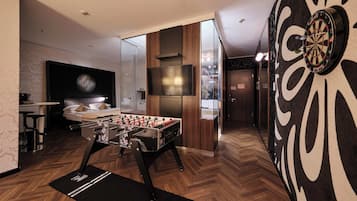 Svit Classic | SÀngtillbehör av högsta kvalitet och vÀrdeförvaringsskÄp pÄ rummet