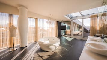 Duschwanne, Komfortbadewanne, Regendusche, Designer-Toilettenartikel