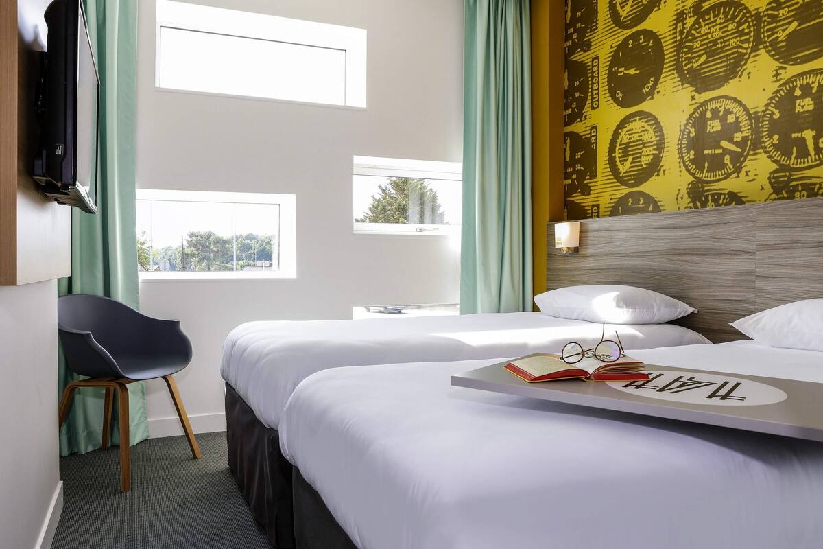 desk, blackout curtains, soundproofing, iron/ironing board