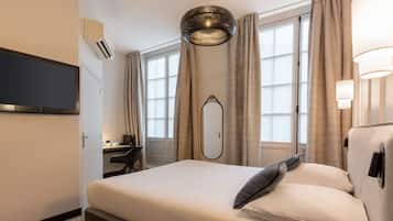 Blackout curtains, soundproofing, travel cot, bed sheets