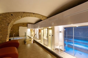 Indoor pool - Palazzo Caracciolo Naples (Naples)