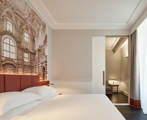 Suite, 1 Bedroom | Premium bedding, minibar, in-room safe, desk - Palazzo Caracciolo Naples (Naples)