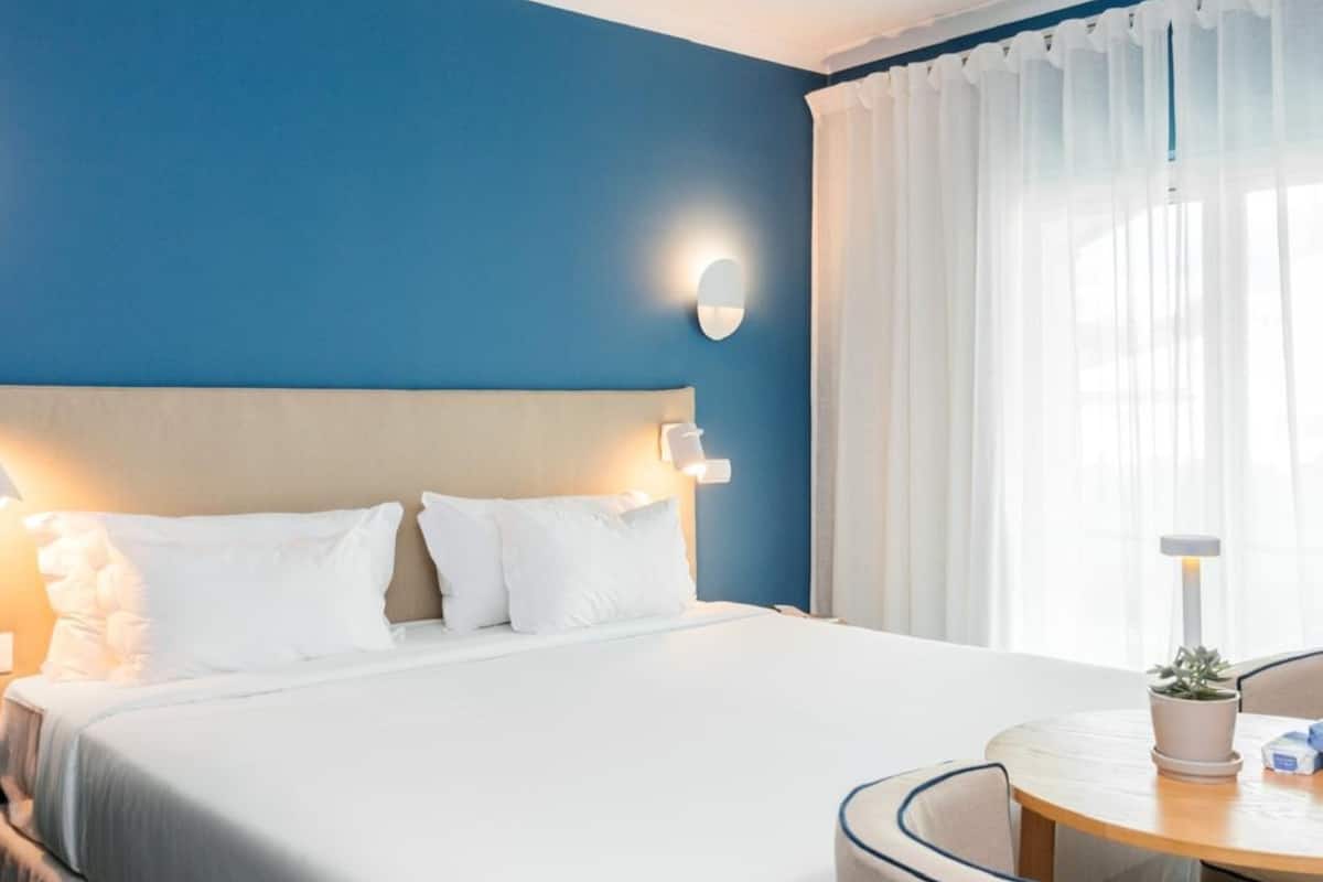 1 bedroom, minibar, in-room safe, desk
