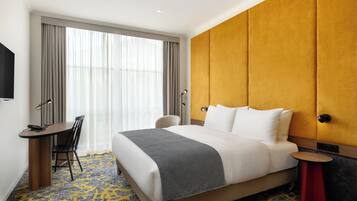 Superior Double Room | Minibar, caja fuerte, escritorio y espacio para trabajar con un portátil