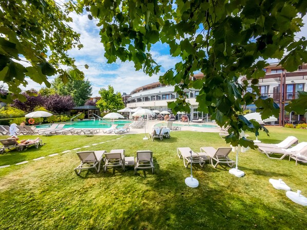 2 indoor pools, outdoor pool, pool loungers