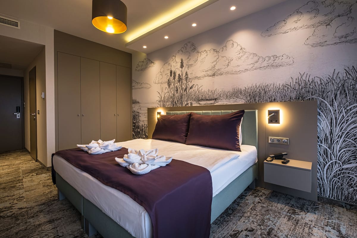 1 bedroom, minibar, in-room safe, individually decorated