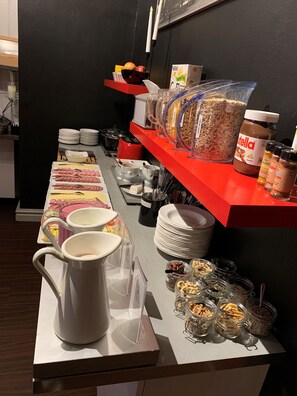 Petit déjeuner buffet compris tous les jours