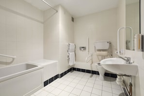 Room, 1 Double Bed, Accessible, View | Bathroom | Combined shower/tub, eco-friendly toiletries, hair dryer, towels