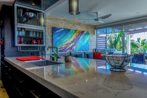 Panoramic Penthouse, 3 Bedrooms, Ocean View | Private kitchen | Full-size fridge, microwave, oven, stovetop - The Elements Oceanfront & Beachside Condo Hotel (Playa del Carmen)