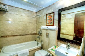 Executive Room | Bathroom