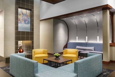 Lobby sitting area. Hyatt Place Ft. Lauderdale Airport & Cruise Port
