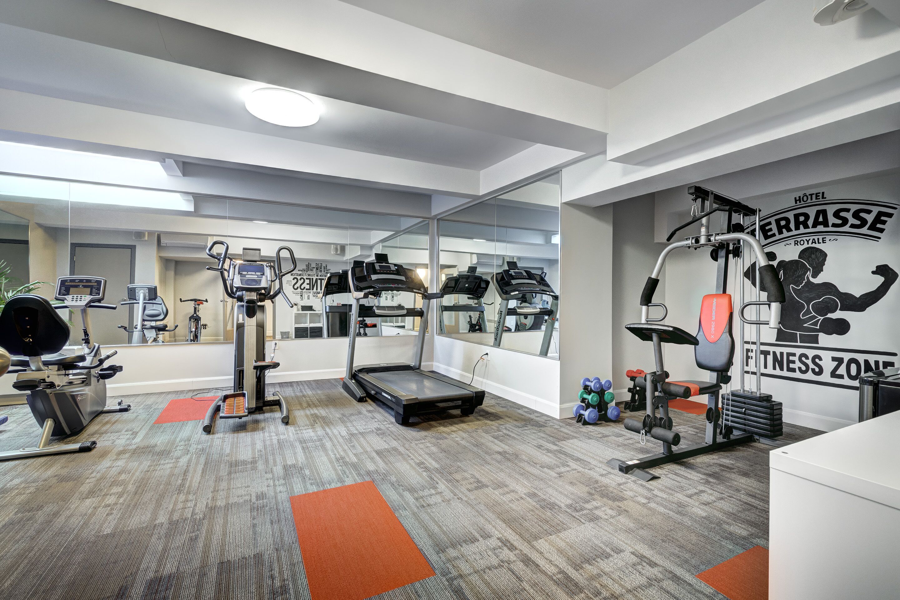 Photo - Terrasse Royale Hotel