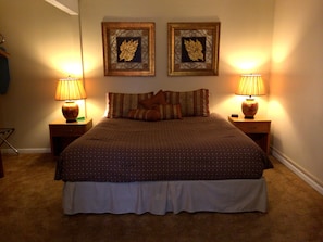 Honeymoon Suite, 1 King Bed, Jetted Tub, Mountain View | Desk, iron/ironing board, free WiFi