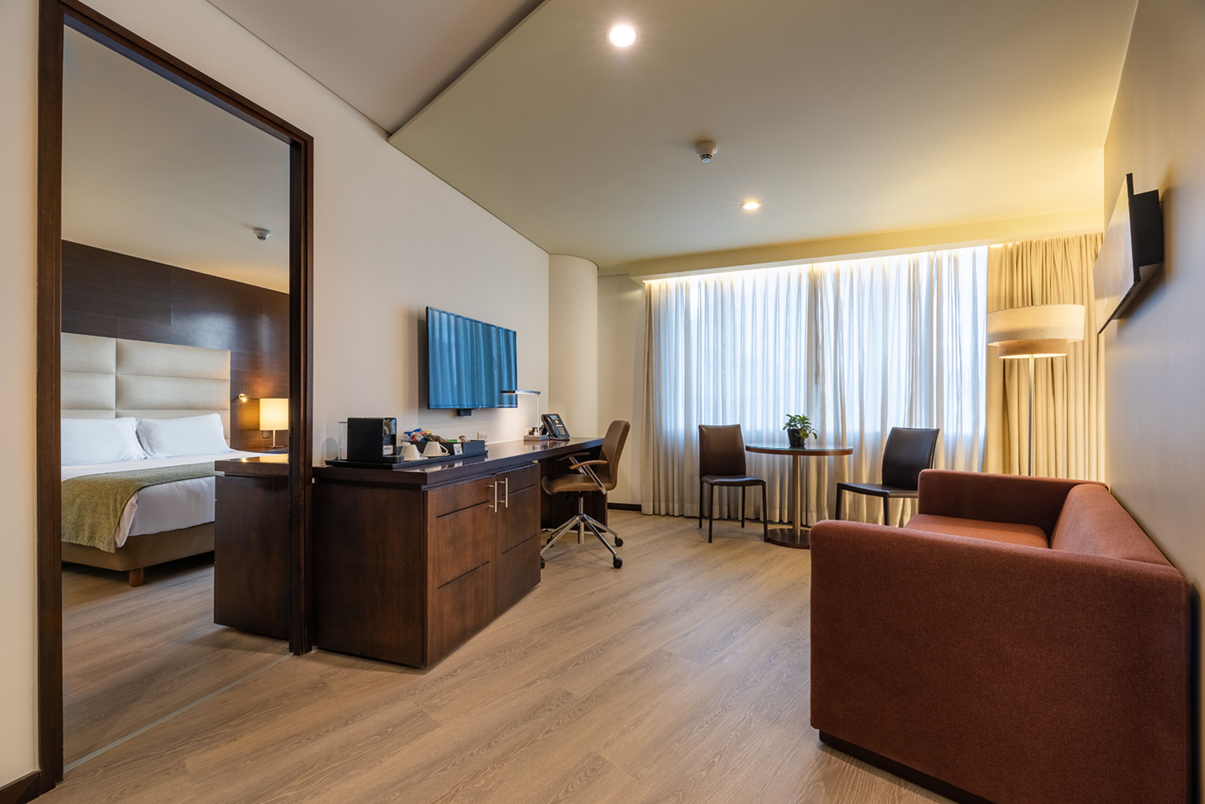 deluxe room, 1 queen bed (deluxe junior suite queen bed) | living area | 32-inch led tv with cable channels, tv