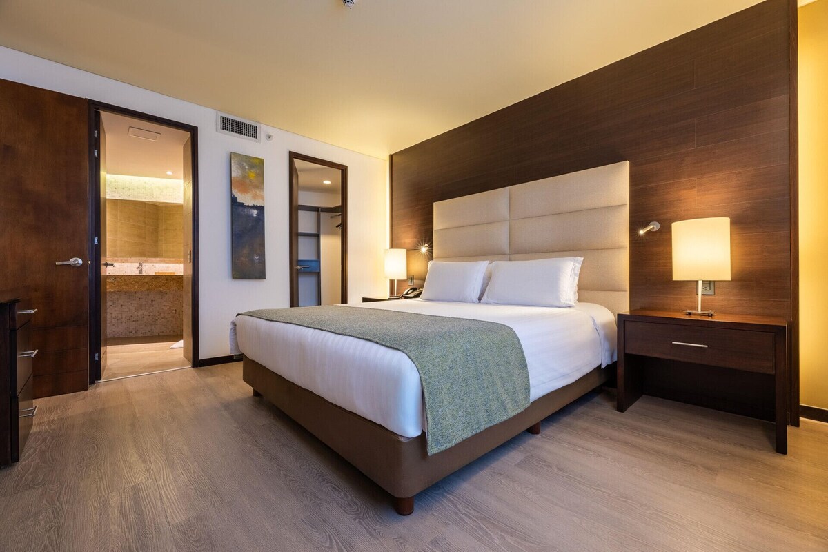 Literie de qualité supérieure, surmatelas, minibar
