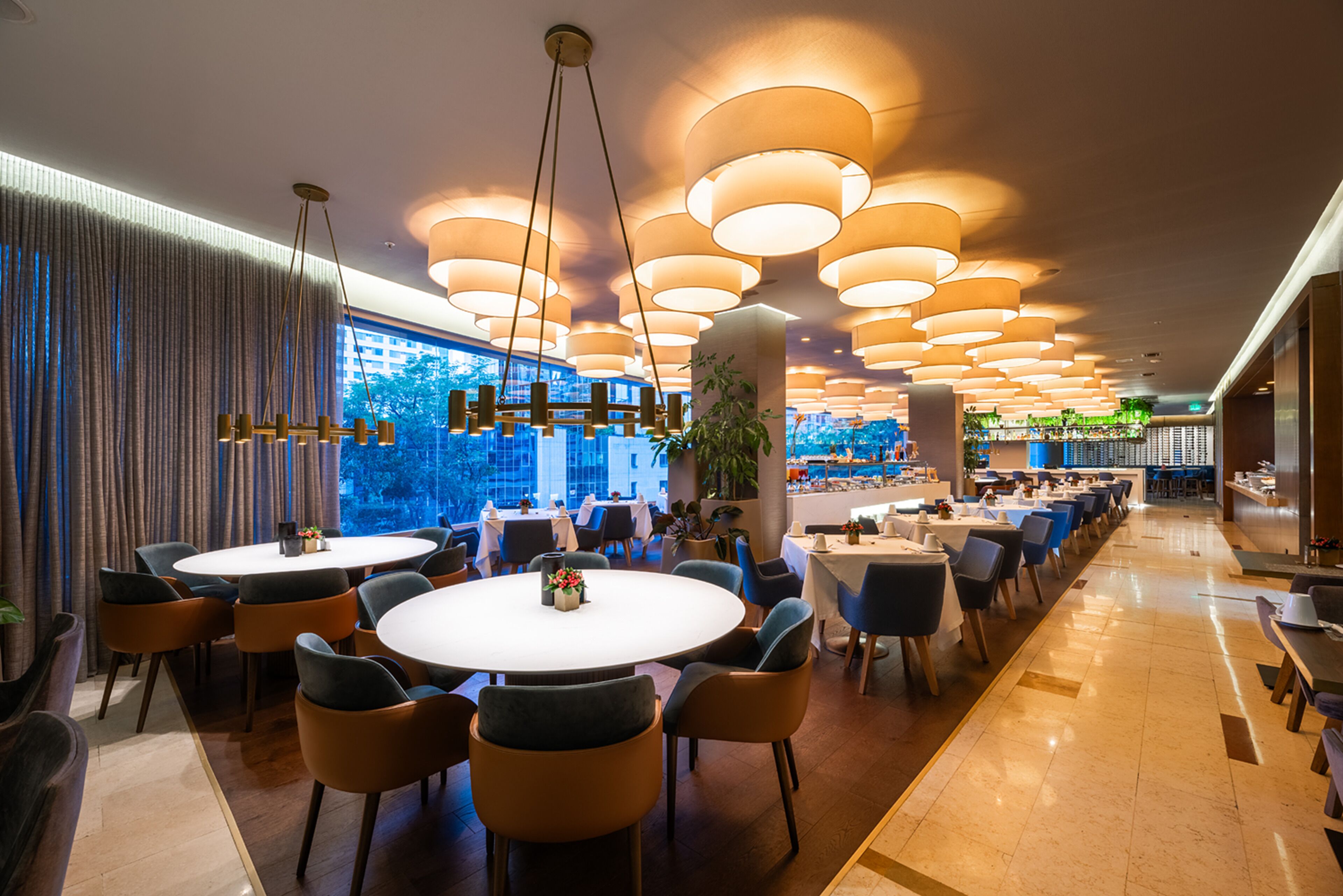 breakfast, lunch, dinner served; local and international cuisine