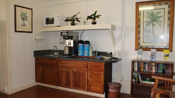 ๋ก๋น ์ข์ ๊ณต๊ฐ