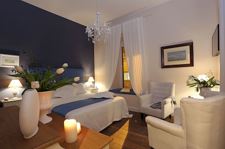 Triple Room | Free WiFi, bed sheets