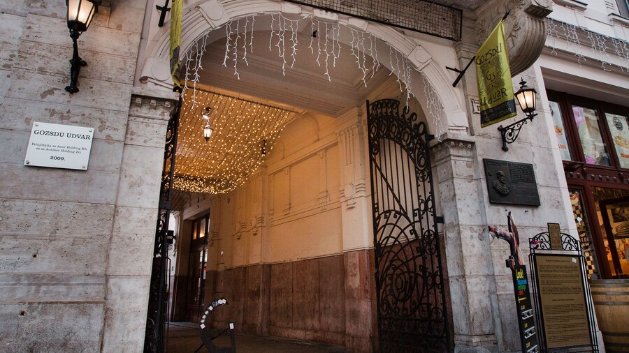 Gozsdu Court Budapest