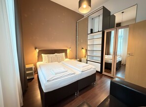 Deluxe Apartment, 3 Bedrooms | In-room safe, soundproofing, iron/ironing board, free WiFi