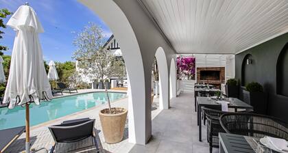 One Kensington Boutique Hotel