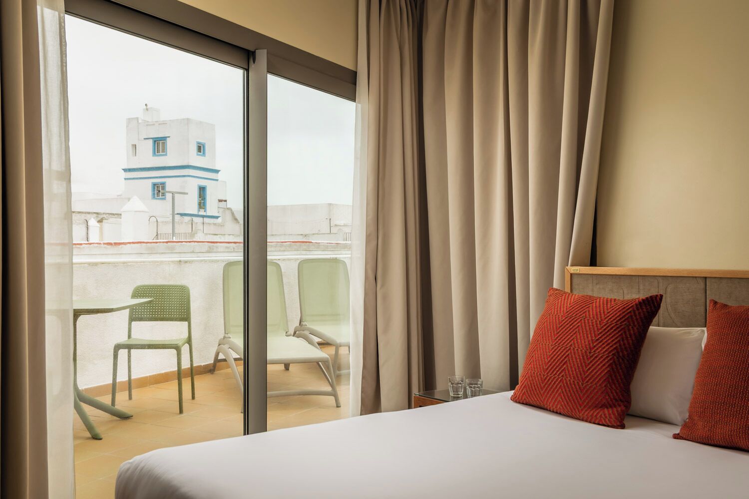 Standard Room, Terrace (Big ) | Down comforters, pillowtop beds, in-room safe, individually decorated