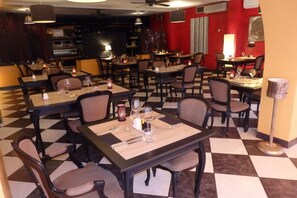 Daily buffet breakfast for a fee - Tropical Hotel (Durbuy)