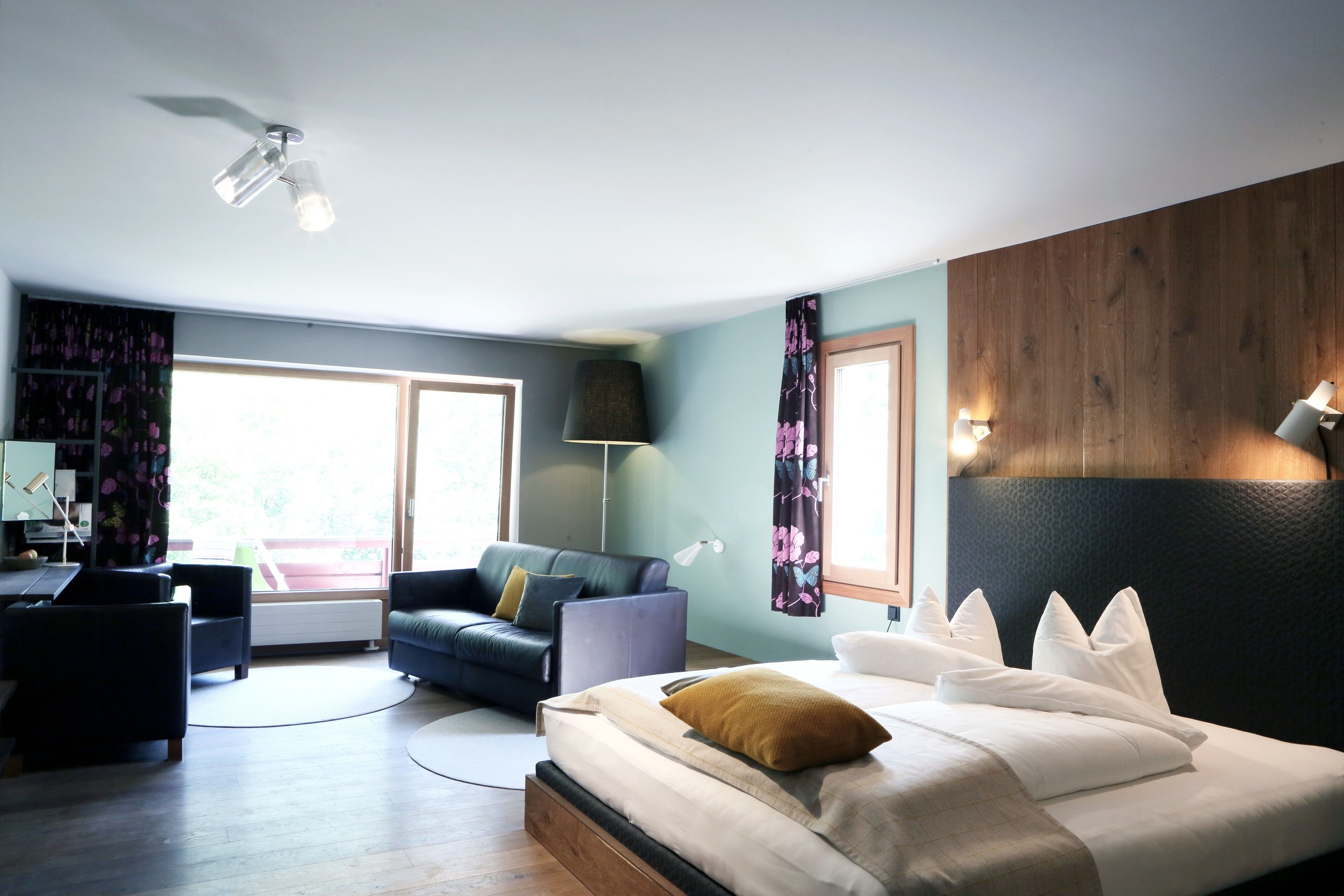 In-room safe, individually decorated, individually furnished, desk