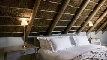 Superior Loft | Egyptian cotton sheets, premium bedding, Select Comfort beds