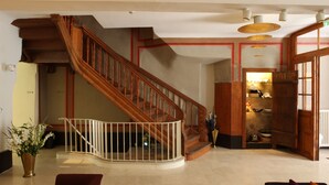 Unclassified image, 5 of 125, button - Dome hotel (Riga)
