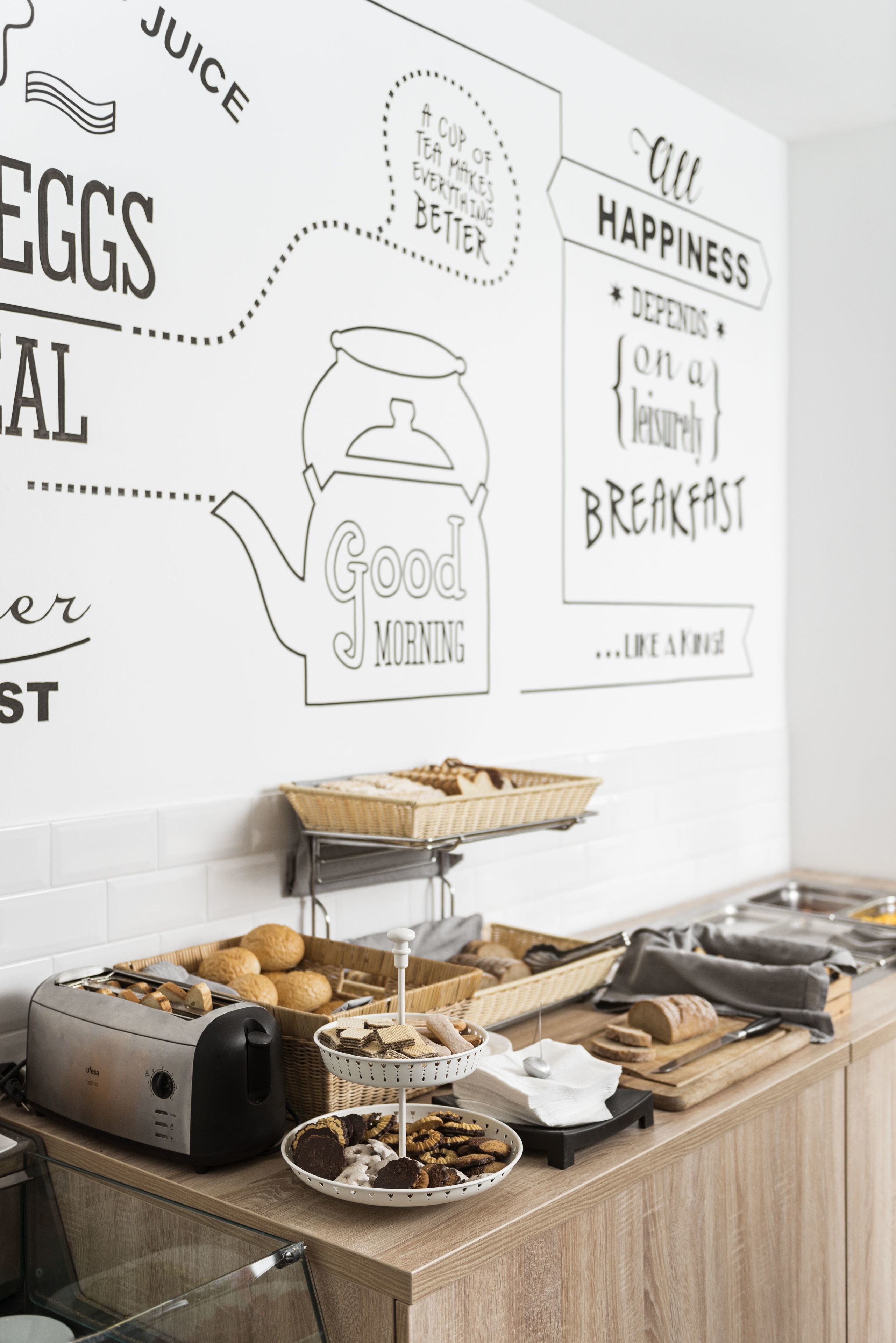 daily buffet breakfast (eur 11 per person)