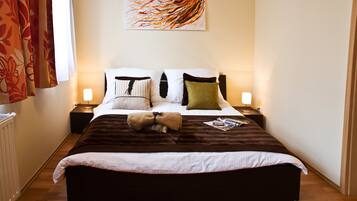 Superior Apartment, 3 Bedrooms | 1 bedroom, desk, iron/ironing board, free WiFi