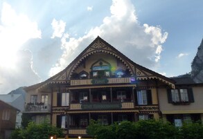Front of property - evening/night