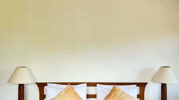 Artículos del minibar gratis, cortinas blackout y wifi gratis