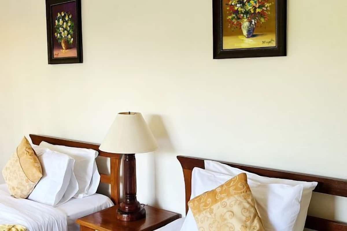 Ücretsiz minibar ürünleri, güneşlik/perde, ücretsiz kablosuz İnternet